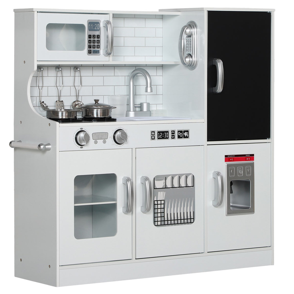 Kinderen spelen keuken met schoolbord, magnetron, ijsmachine