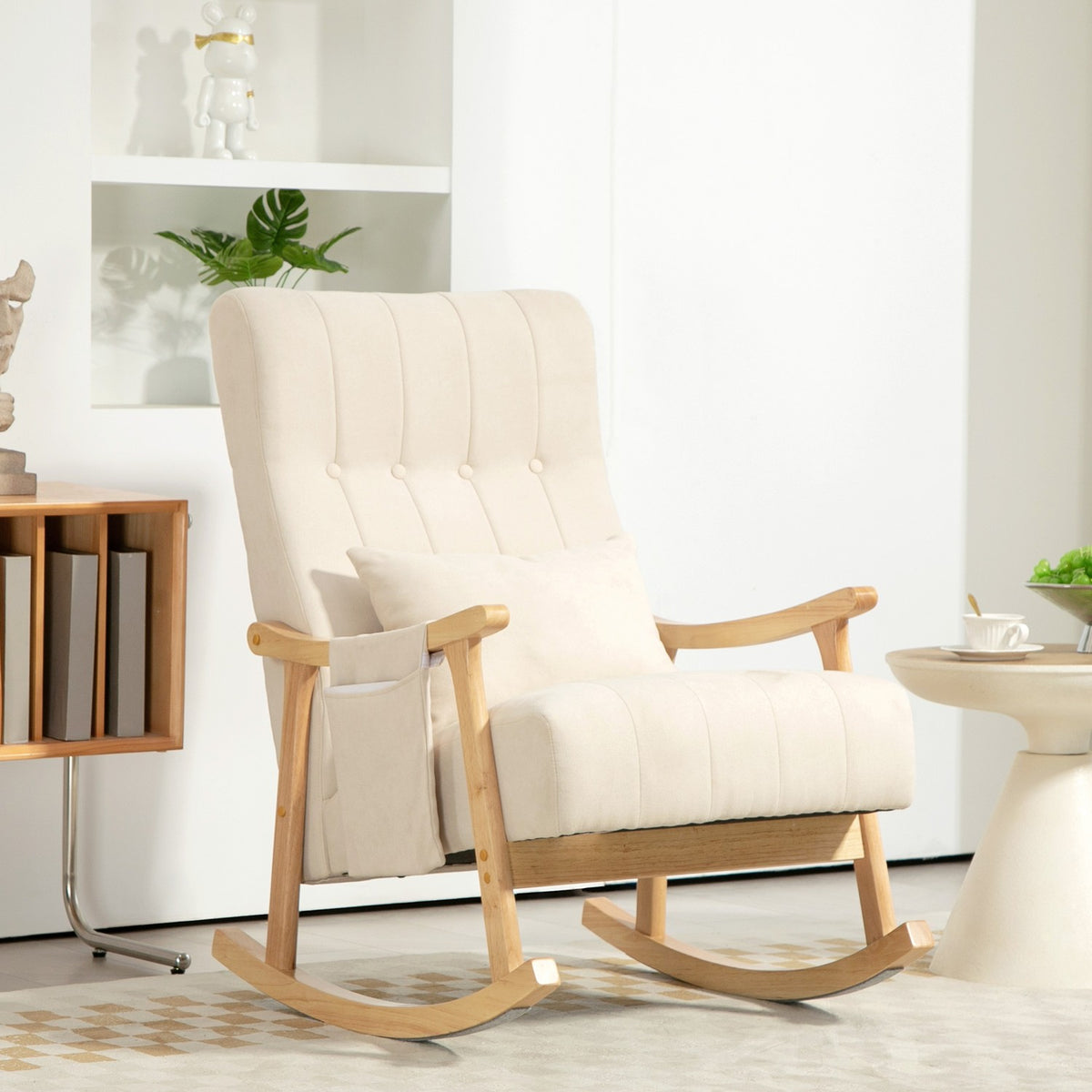 Beige linnen schommelstoel met lendenkussen en zak
