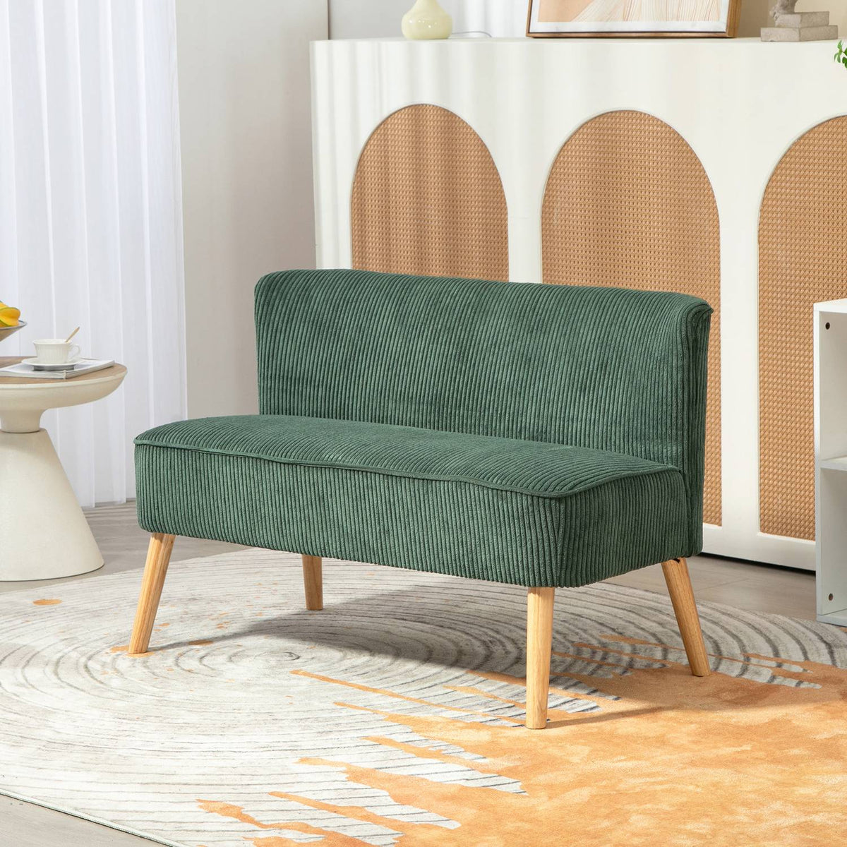 Groene 2-zitsbank, corduroy look, houten poten