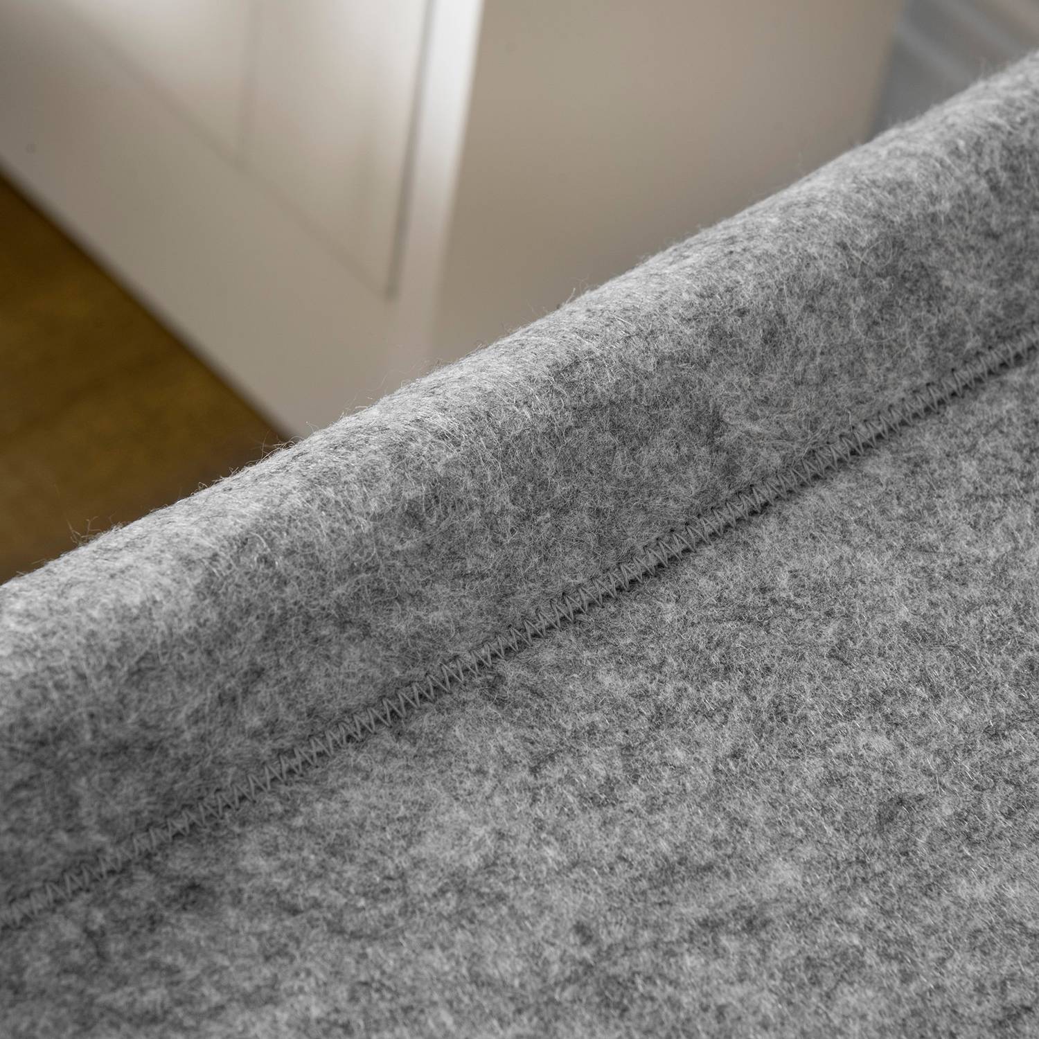 Opvouwbaar kattenbed van grenen met 2 verdiepingen en speelbal