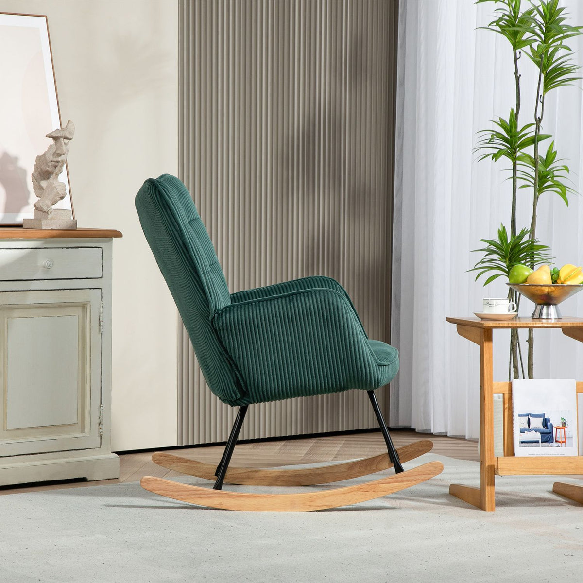 Donkergroene schommelstoel – houten lopers, relaxfauteuil