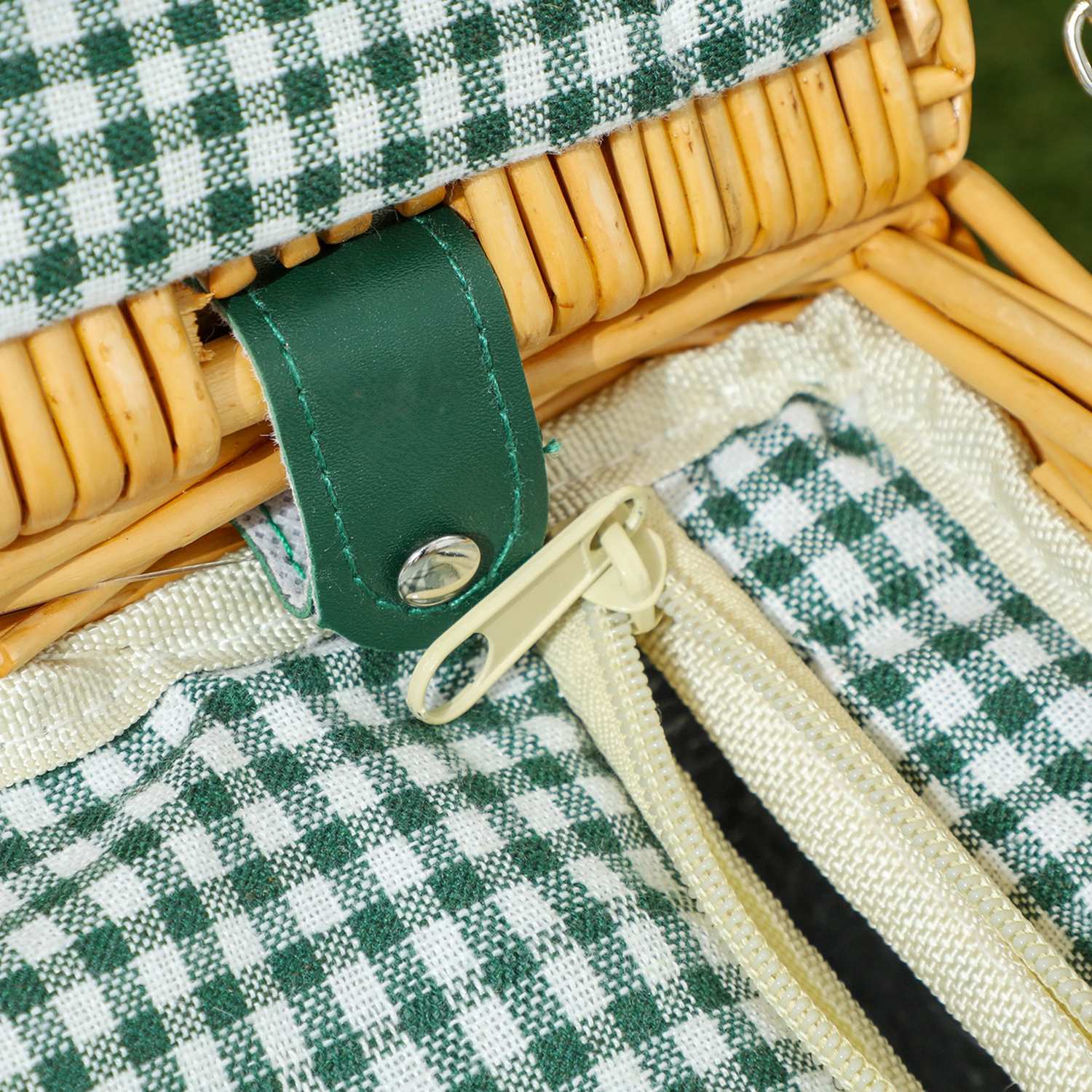 Picknickmand voor 2 met koeler en bestek