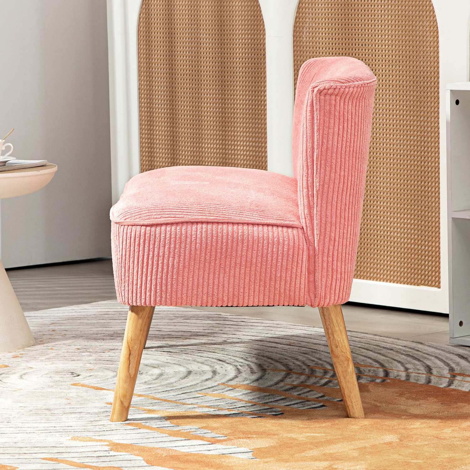 Roze 2-zits gestoffeerde bank – compact en gezellig design