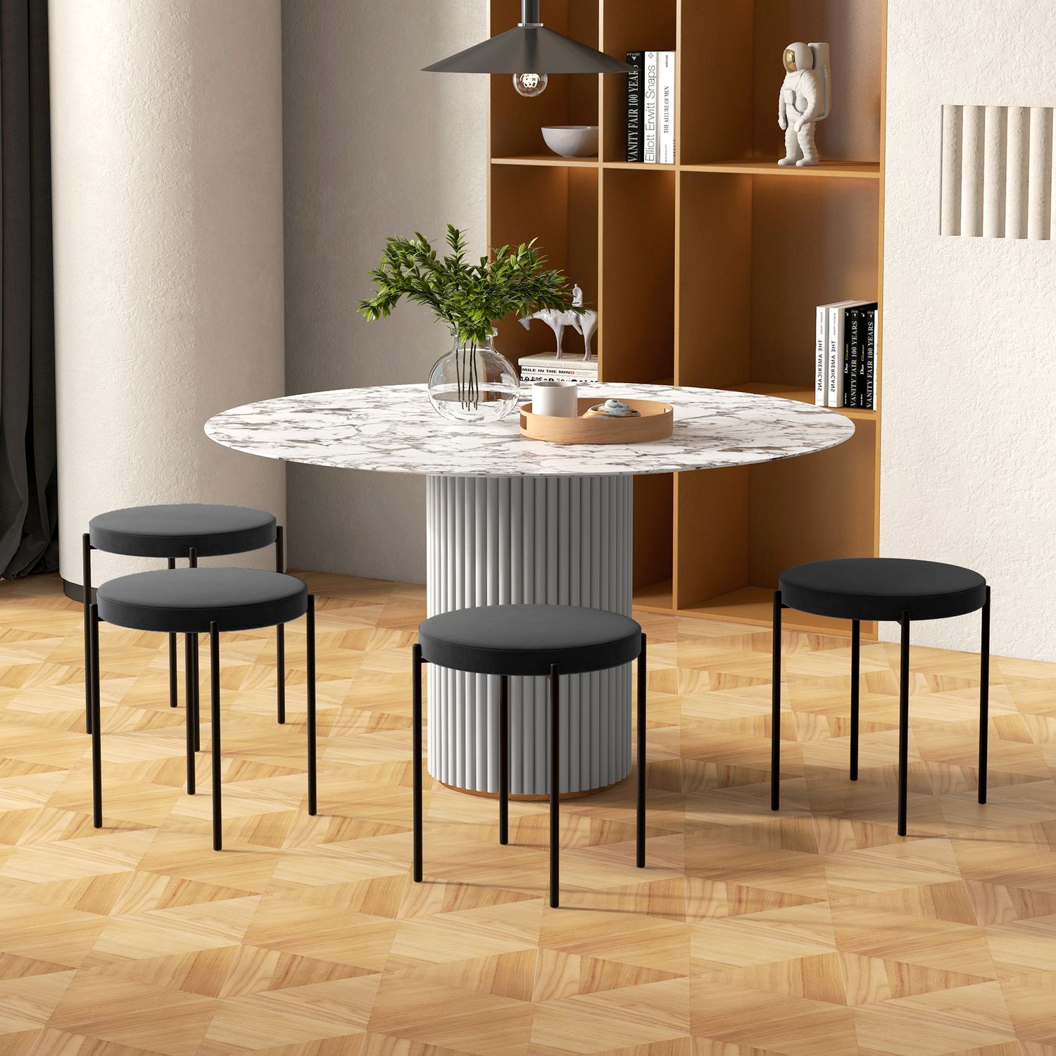 4er Set stapelbare Sitzhocker aus Samt, schwarz, gepolsterter Sitz