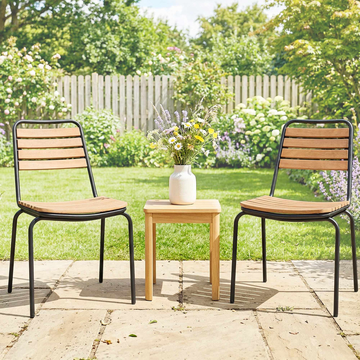 Stapelbare tuinstoelen voor buiten, set van 2, staal en hout