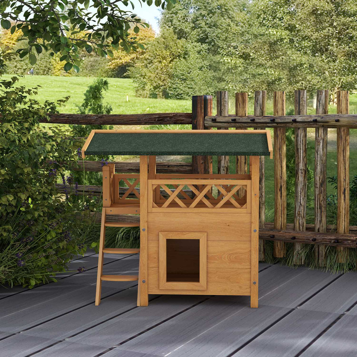 Houten kattenhuis met 2 verdiepingen, balkon en asfaltdak
