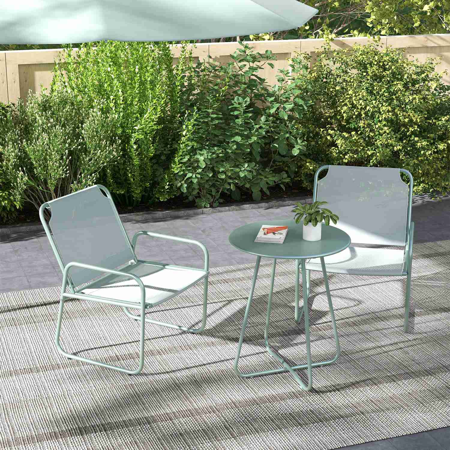 3-delige groene bistroset van gaas met tafel en stoelen