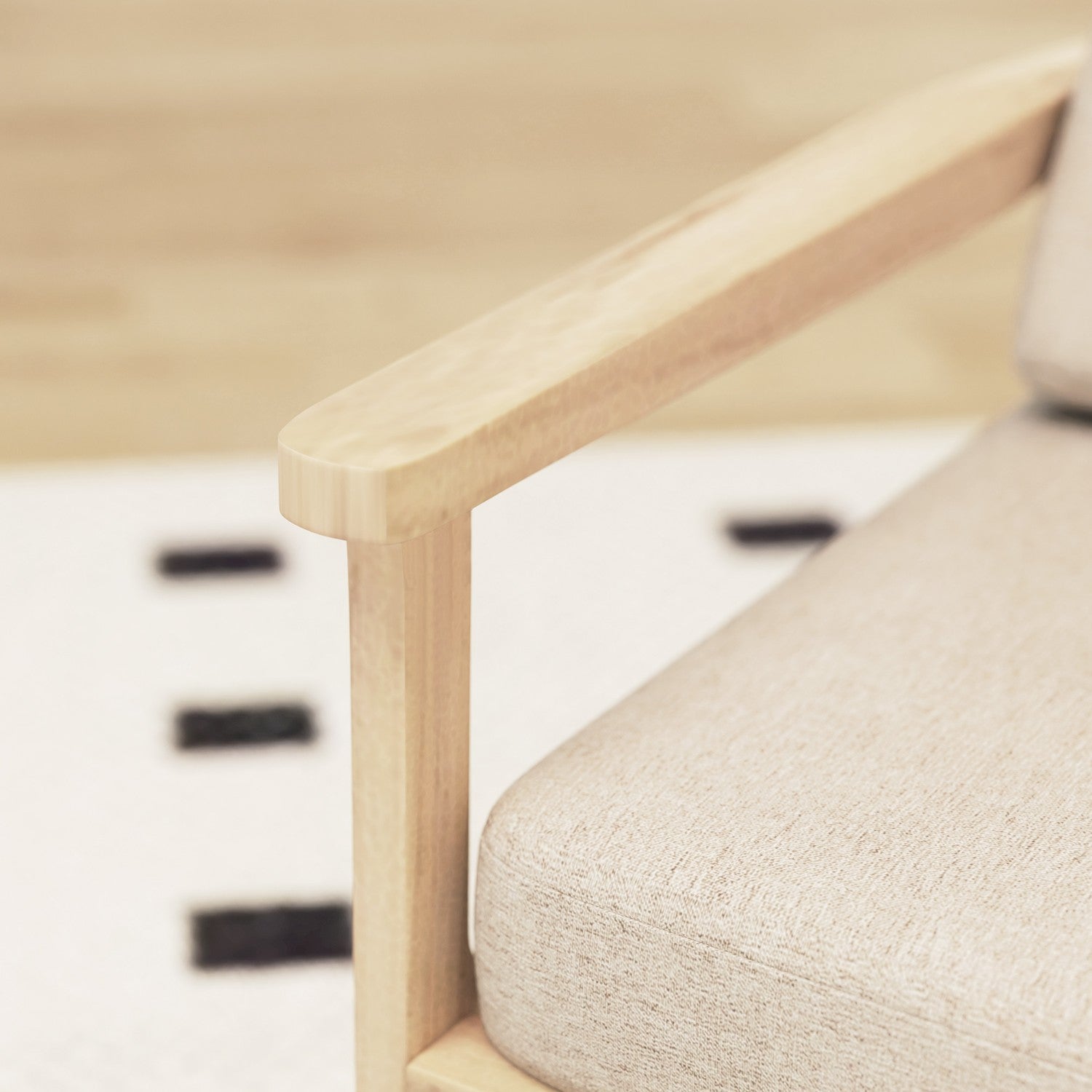Beige fauteuil in linnenlook met houten poten en afneembare kussens