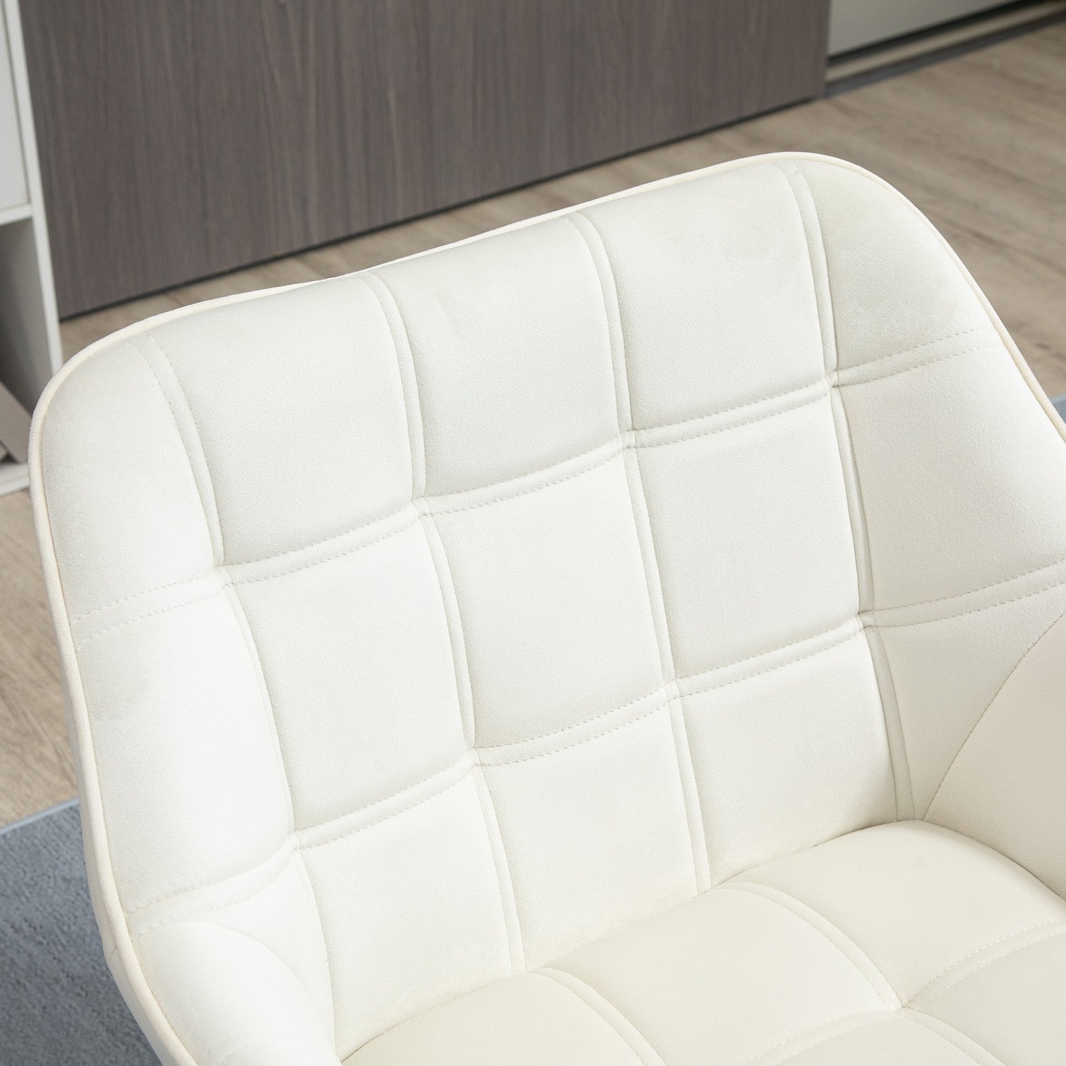 Roomwitte Fluweellook Fauteuil, verhoogde poten, 64x62x72,5 cm
