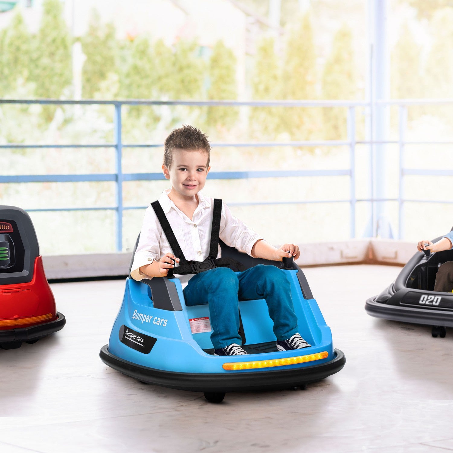Elektrische botsauto voor kinderen met 360° draaifunctie en verlichting