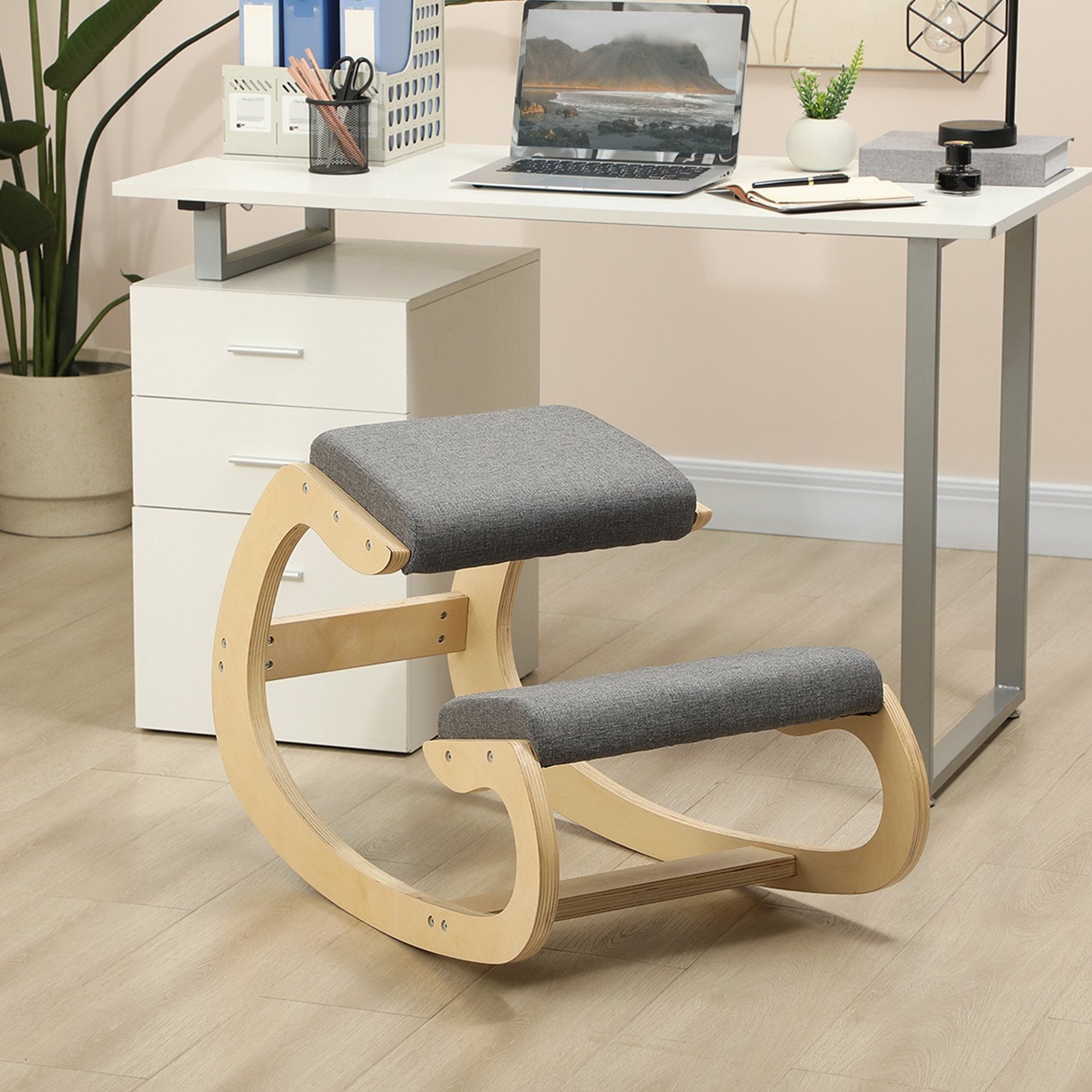 Siège assis-genoux ergonomique à bascule pour une meilleure posture, gris