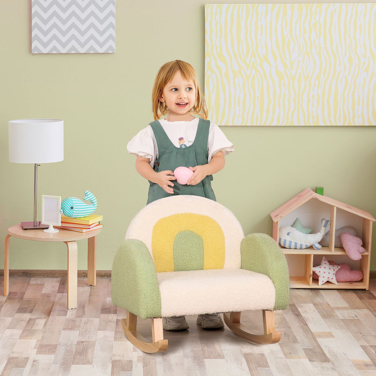 Groene lamswollen schommelbank voor kinderen – eucalyptus hout, leeftijd 3+