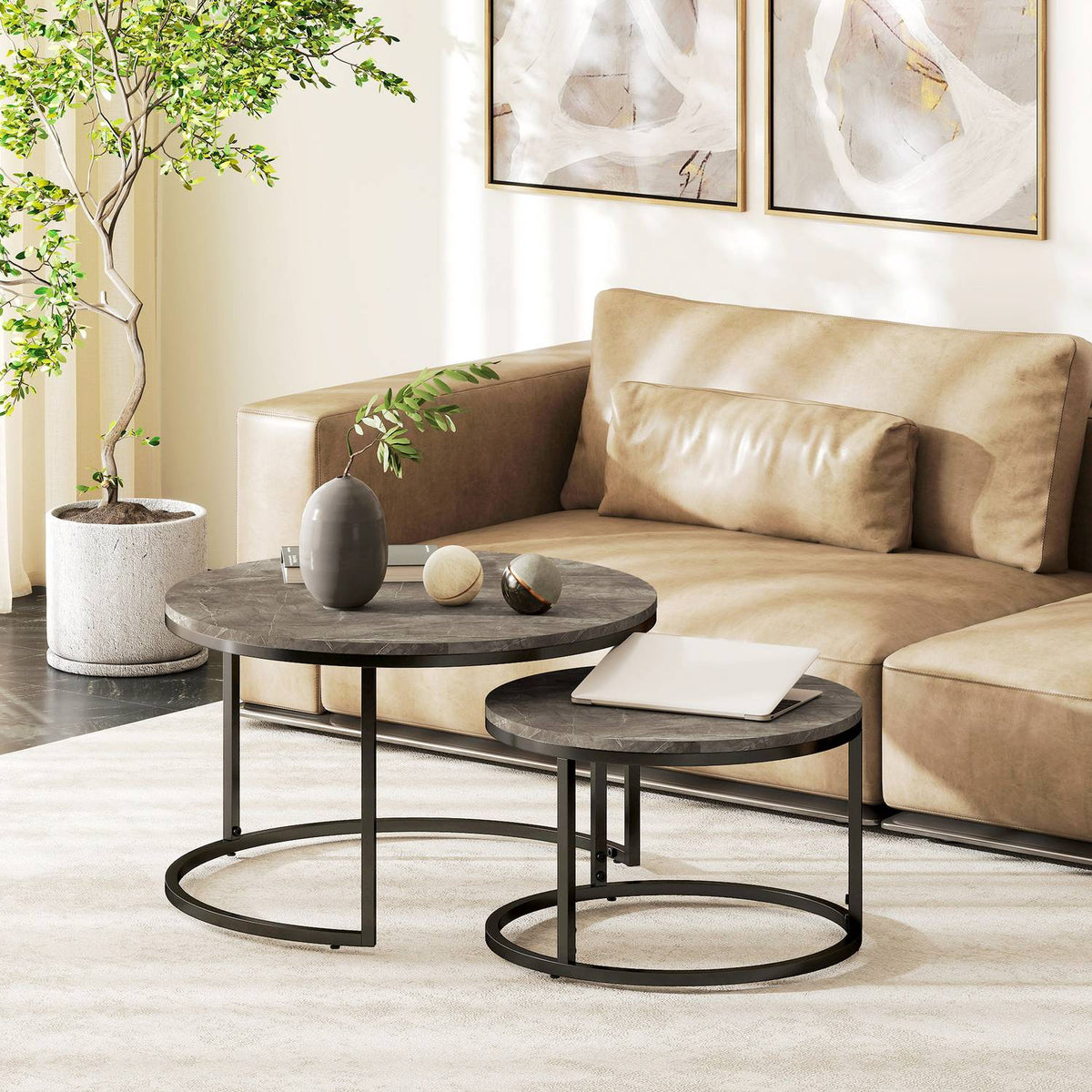 Set in elkaar passende salontafels, marmerlook, metalen frame