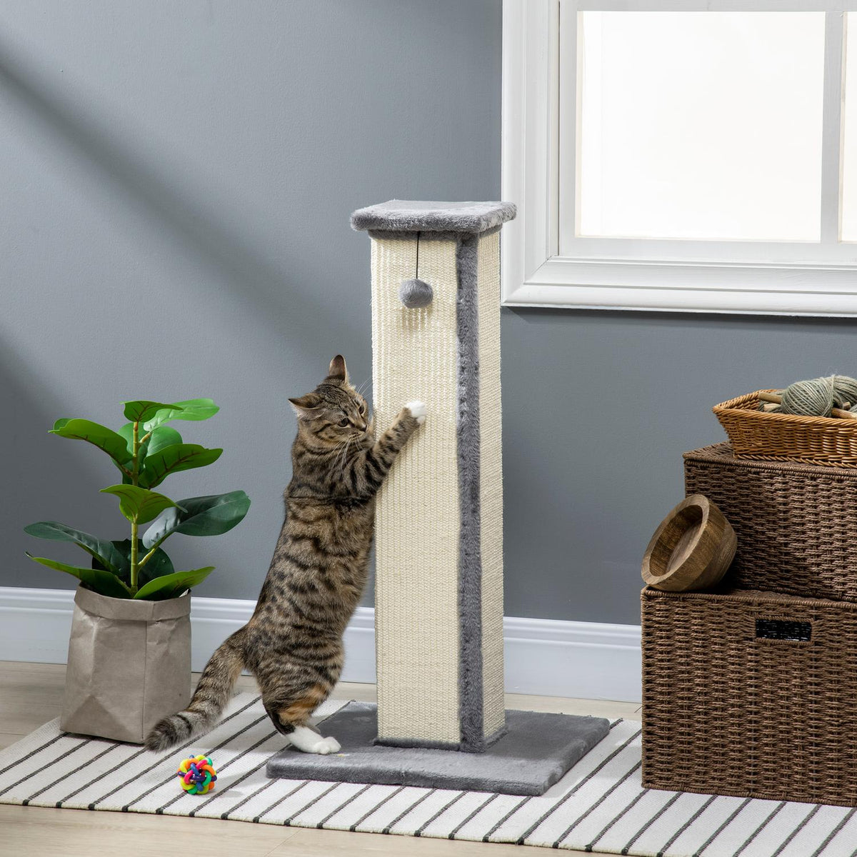 Krabpaal, 81 cm sisal, grijs en crème met speelbal