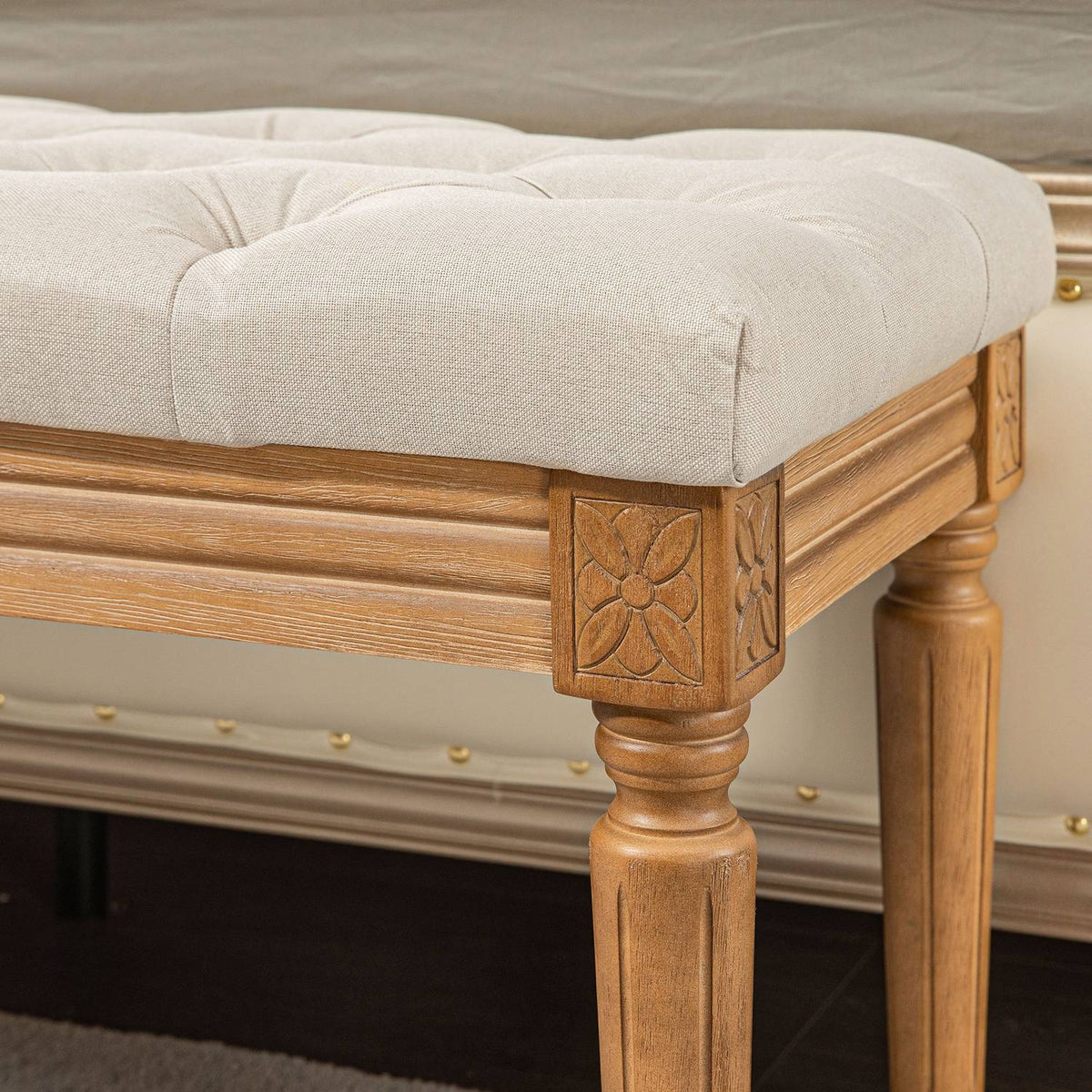 Gestoffeerde bank met houten poten, 120x41x48 cm, crème
