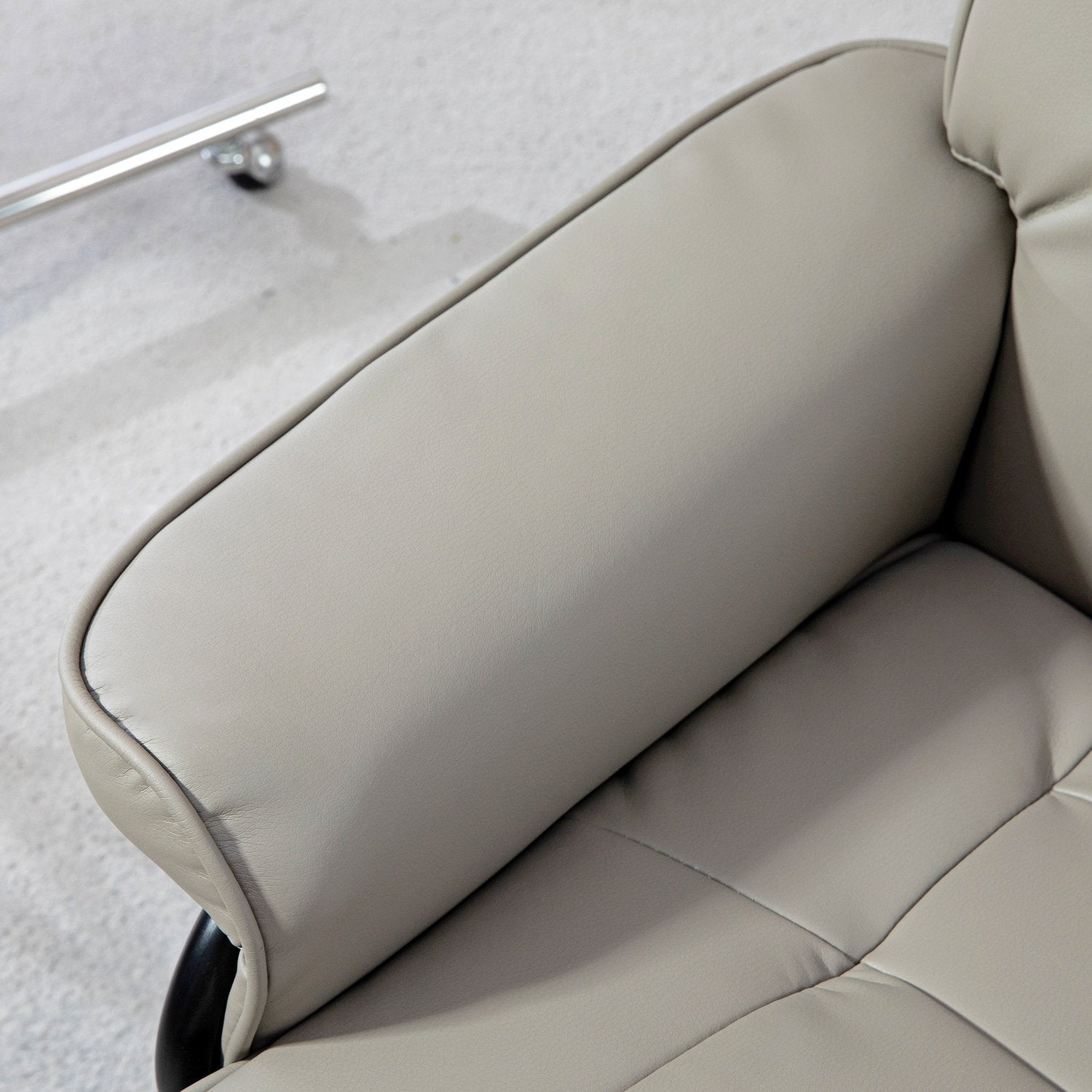 Fauteuil de relaxation allongé avec tabouret, similicuir, gris