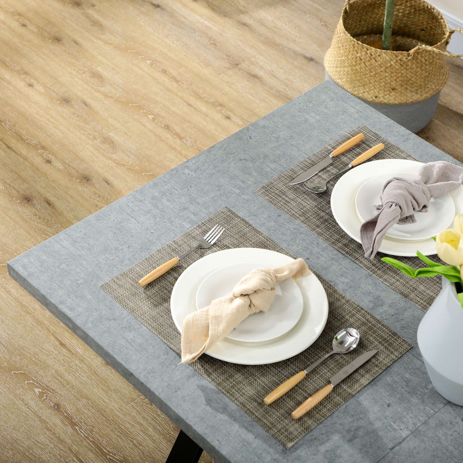 Eettafel in grijs steenlook voor 6 personen met stalen poten