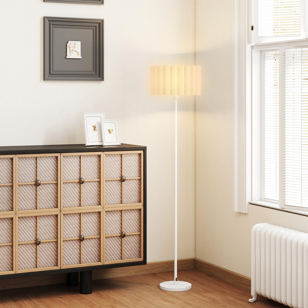 Retro-vloerlamp, kunststof lampenkap, voetschakelaar, wit
