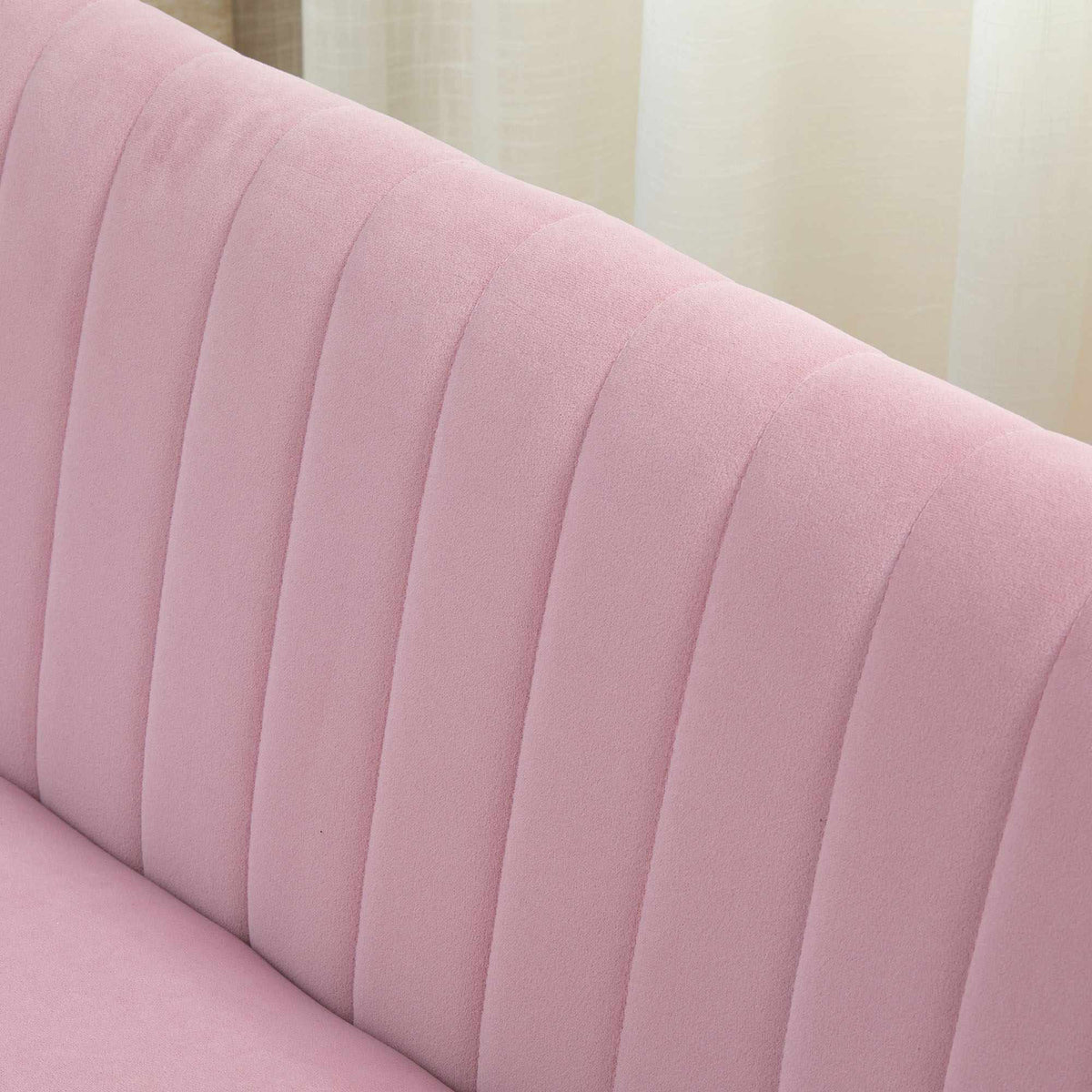 Roze tweezitsbank van stof met houten poten