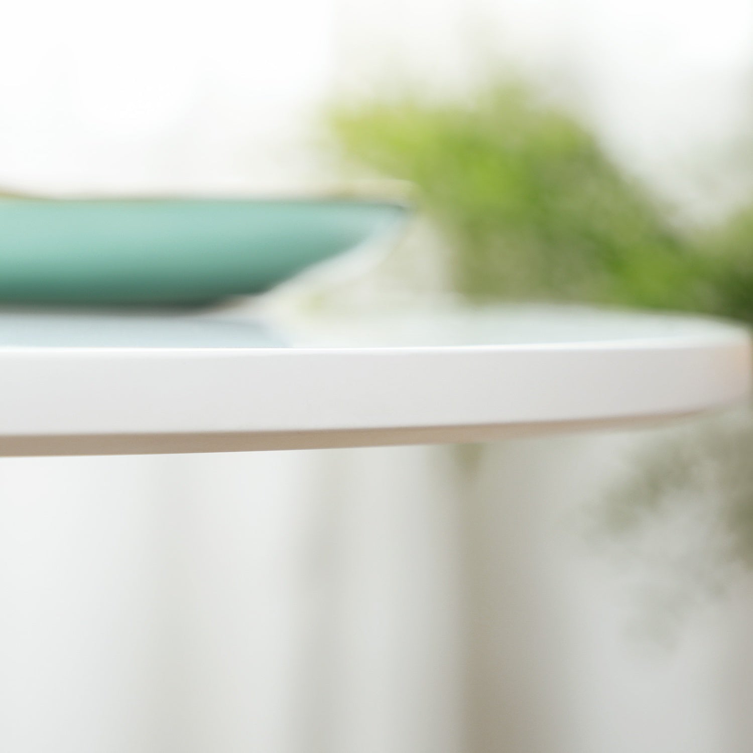 Ronde witte eettafel, moderne stalen poten, Ø80 x 75 cm