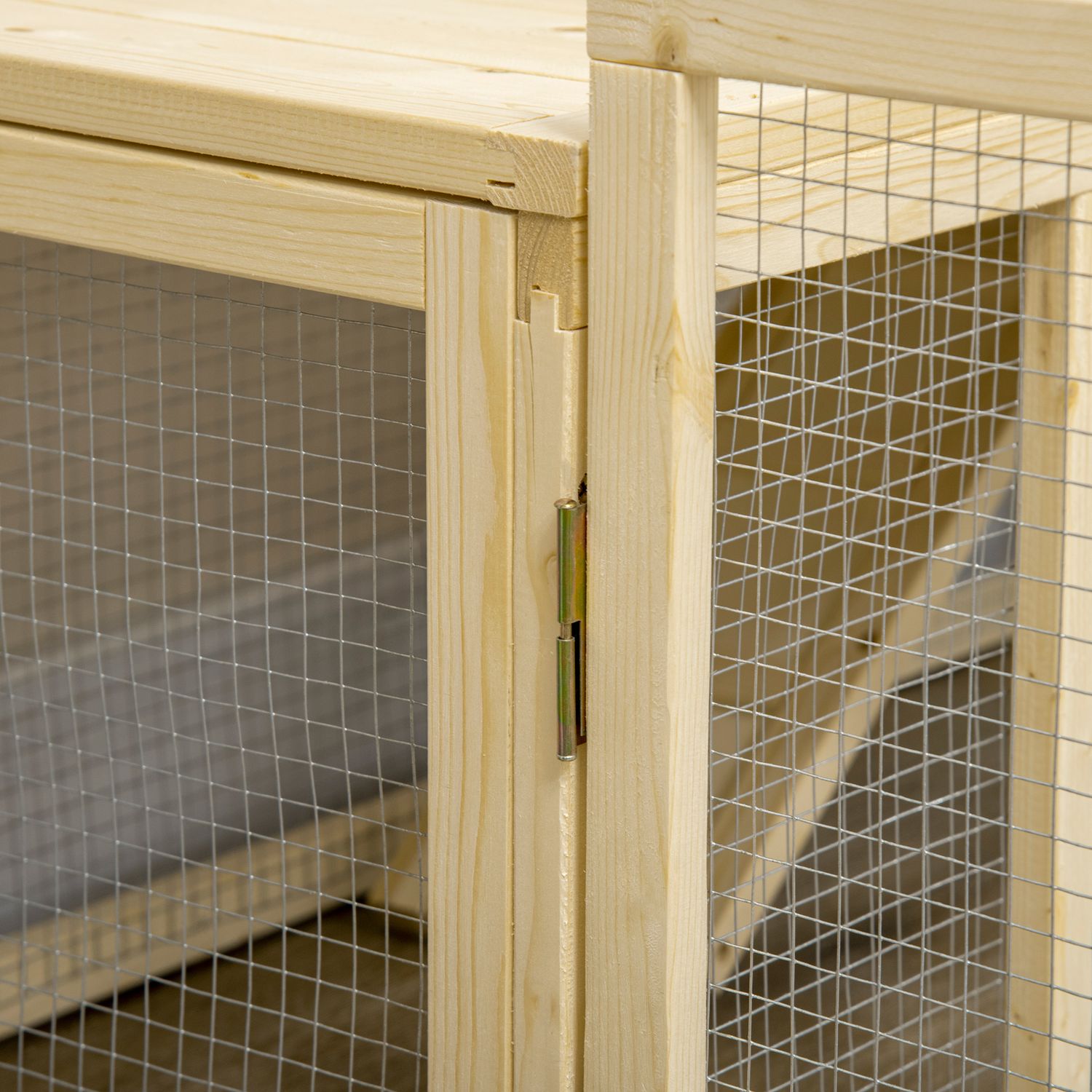 Houten buitenkonijnenhok met loopplank – 151,5x106x97cm