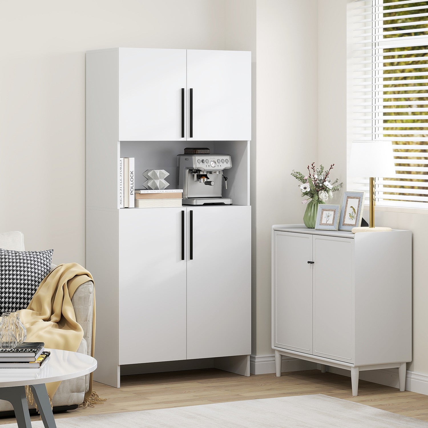 Weisser Küchen-Hochschrank, softschliessende Türen, Mikrowellenablage